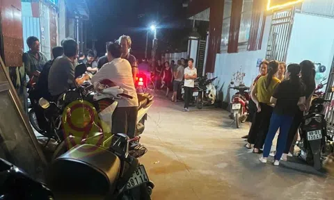 Gỡ diều mắc lưới điện cao thế, hai học sinh thương vong