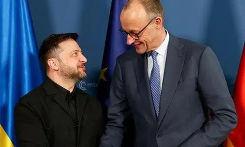 Kế hoạch "thành viên liên kết EU" cho Ukraine của Thủ tướng Đức gây tranh cãi