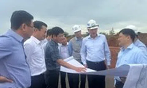 Đề nghị quy hoạch đồng bộ nhà ga metro, đường sắt tốc độ cao Bắc - Nam nối vào sân bay Long Thành