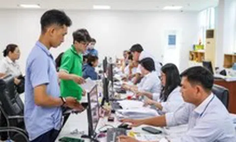 Bộ Nội vụ hướng dẫn về tinh giản biên chế và tiếp nhận người không chuyên trách làm công chức
