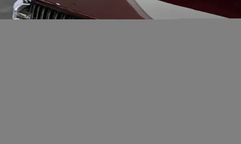 Chiến lược 'giảm trang bị, hạ giá sàn' của Mazda tại Việt Nam