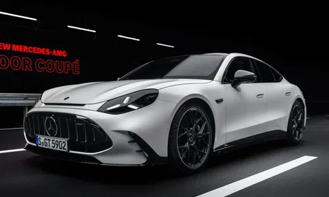 CEO Mercedes-AMG: 'Muốn khách hàng tin xe điện, hãy để họ tự cầm lái'