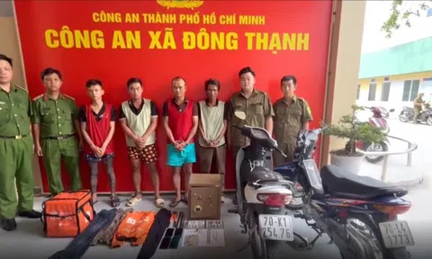 Công an lặn tìm két sắt dưới kênh, triệt phá băng trộm cắp ở TP.HCM