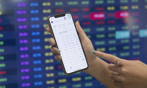 Cổ phiếu Vinhomes 'cháy hàng' sau chương trình 'đổi vàng mua nhà'