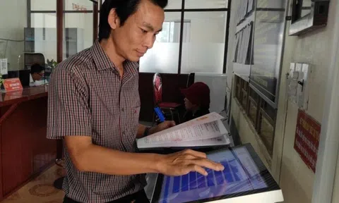 Một năm thực hiện chính quyền 2 cấp ở TP.HCM: Bộ máy tinh gọn, cán bộ gần dân