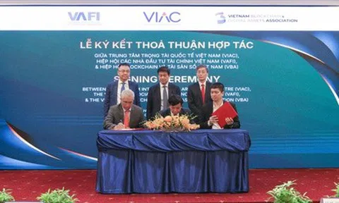 Ra mắt hội đồng chuyên gia giải quyết tranh chấp FinTech, “dọn đường” cho Trung tâm Tài chính Quốc tế