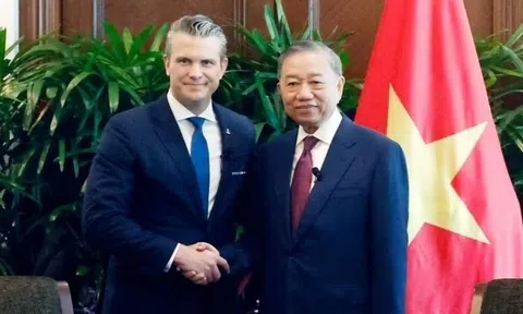 Tổng Bí thư, Chủ tịch nước Tô Lâm tiếp Bộ trưởng Quốc phòng 3 nước