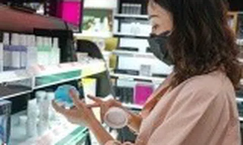 Bộ Y tế đề xuất "siết" chuẩn sản xuất mỹ phẩm, người phụ trách phải có bằng đại học
