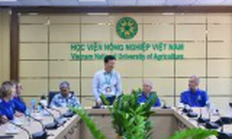 Học viện Nông nghiệp Việt Nam trao gần 30 tỷ đồng học bổng cho sinh viên