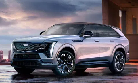 GM và LG lùi thời điểm tái khởi động nhà máy pin xe điện
