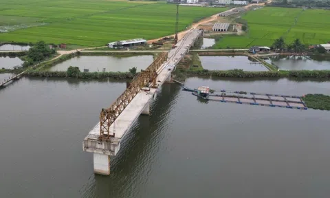 Cầu 220 tỷ đồng dang dở sau 7 năm thi công: Chủ tịch Đà Nẵng chỉ đạo 'nóng'