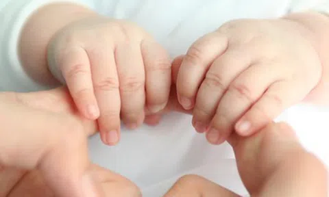 Những đứa bé bị bỏ rơi