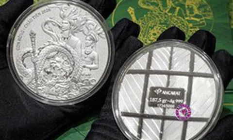 Giá bạc hôm nay 4-6: Giảm theo giá vàng, nhà đầu tư lại chờ "gió đông"