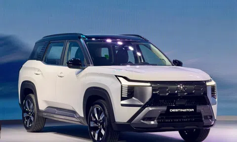 SUV tầm giá một tỷ đồng giảm sâu 'đón đầu' Kia Sportage mới