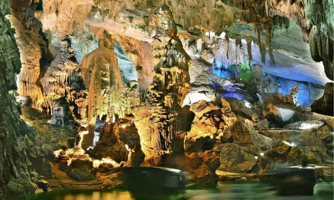 Phong Nha - Kẻ Bàng được UNESCO vinh danh Khu Dự trữ sinh quyển thế giới