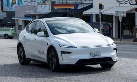 Tesla mở rộng dịch vụ robotaxi không giám sát tại Mỹ