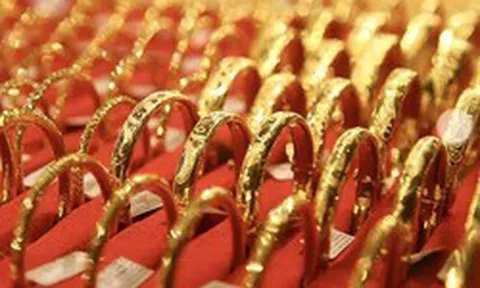 Tuần qua (1/6 - 7/6): Giá vàng SJC, vàng nhẫn giảm gần 10 triệu đồng/lượng, người mua lỗ nặng