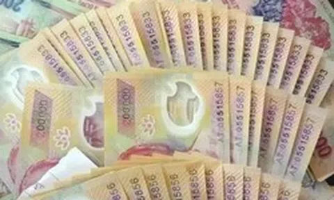 Cảnh báo xuất hiện tiền giả loại mới mệnh giá 100.000 đồng và 200.000 đồng