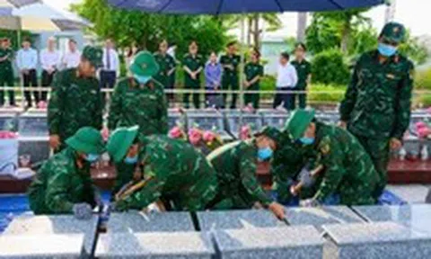 Đồng Tháp lấy mẫu ADN hài cốt liệt sĩ chưa xác định danh tính