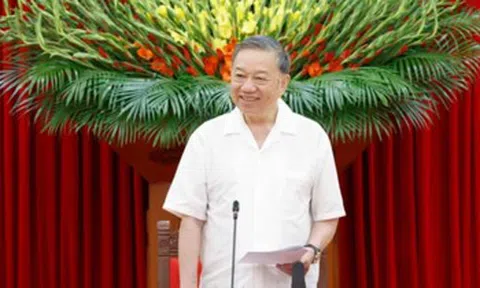 Đổi mới phương thức lãnh đạo của Đảng để làm cho đất nước phát triển bền vững