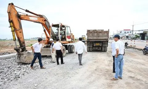 Sau phản ánh của Người Đưa Tin, Sở Xây dựng Đồng Nai kiểm tra vụ đá phong hóa "chạy" vào dự án nghìn tỷ