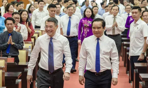 Buổi làm việc đầu tiên của Thủ tướng Lê Minh Hưng với TP.HCM