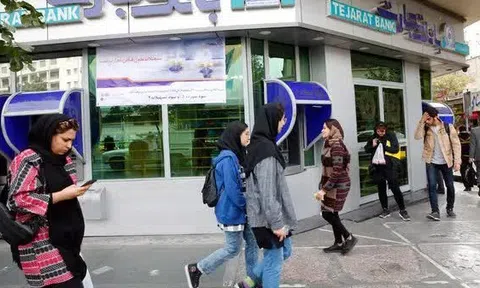 4 ngân hàng lớn tại Iran đồng loạt tê liệt vì tấn công mạng