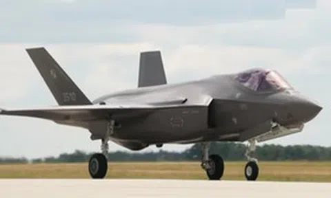 Máy bay chiến đấu F-35 lần đầu tiên gầm rú trên bầu trời Ba Lan