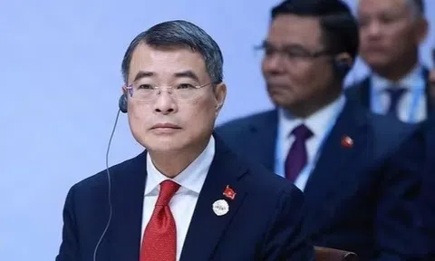 Thủ tướng dự phiên toàn thể Hội nghị Cấp cao Kỷ niệm 35 năm quan hệ ASEAN - Nga