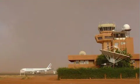 Khủng bố thân al-Qaeda tấn công sân bay tại Niger