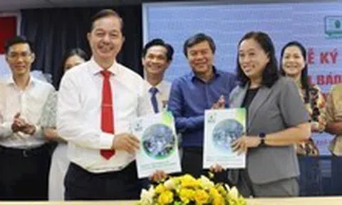 Trung tâm Báo chí và Học viện Cán bộ TP.HCM ký kết phối hợp đào tạo, nghiên cứu