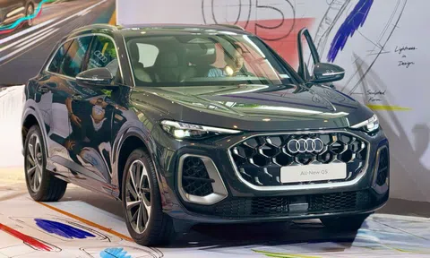 Audi chốt giá Q3 thế hệ mới hơn 2 tỷ, SUV Q5 từ 2,84 tỷ đồng