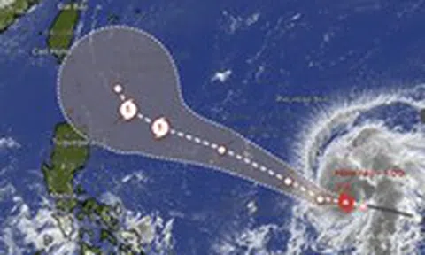 Bão Mekkhala vừa hình thành ngoài khơi Philippines