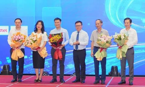 Công bố 10 quy tắc sử dụng AI trong báo chí
