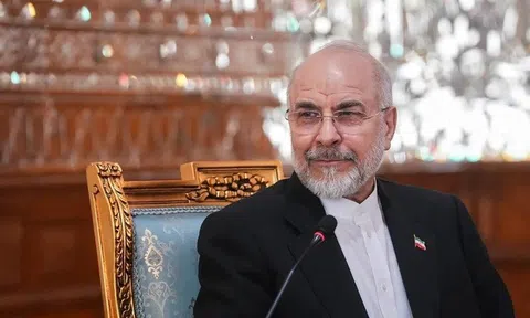Trưởng đoàn đàm phán Iran: Eo biển Hormuz sẽ do Tehran quản lý