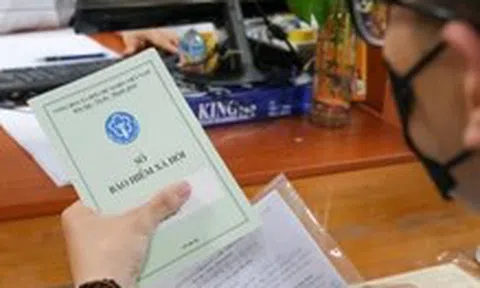 Bộ Nội vụ đề xuất bỏ quy định ủy quyền nhận lương hưu mỗi năm làm lại một lần
