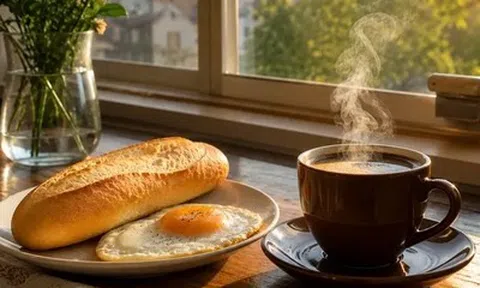 Cà phê - Uống trước hay sau bữa sáng có gì khác biệt?