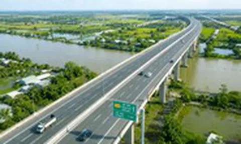 Bộ Xây dựng đề nghị nghiên cứu phương án cầu cạn khi lập dự án đường cao tốc
