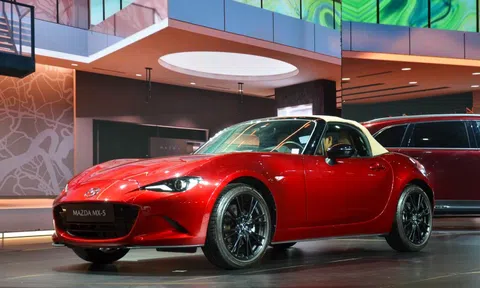 Ai sẽ mua Mazda MX-5?