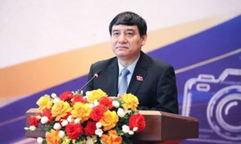 Báo chí là cầu nối quan trọng giữa Quốc hội với cử tri và nhân dân