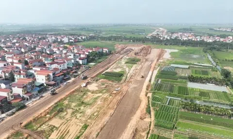 Nhiều nhà đầu tư bất động sản méo mặt vì 'đu đỉnh'