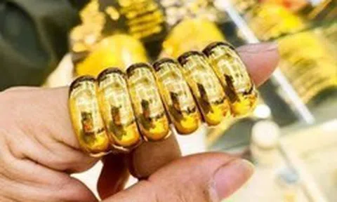 Giá vàng Việt Nam vượt vàng thế giới 19 triệu đồng/lượng, tuần tới có dự báo bất ngờ