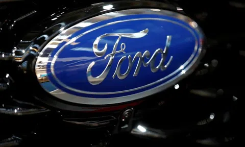Ford thừa nhận sai lầm khi quá tin tưởng AI