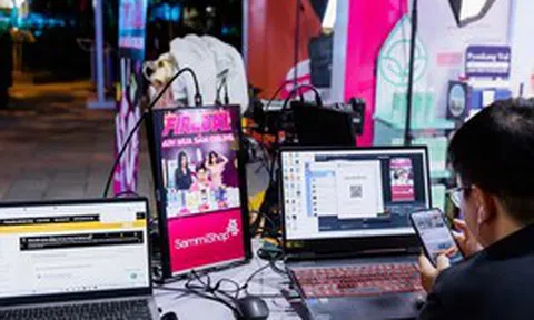 Phí sàn vừa được đẩy lên sát 18%, người bán hàng online Việt đang bị hai nền tảng nắm 98% thị phần siết chặt