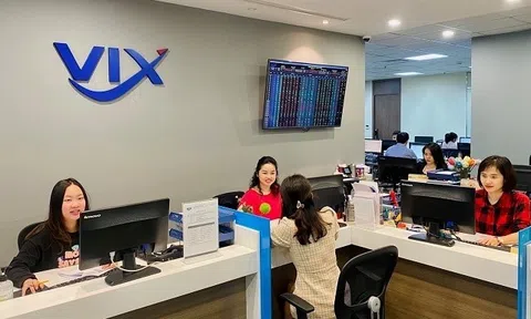 Chứng khoán VIX thay cùng lúc chủ tịch HĐQT và tổng giám đốc
