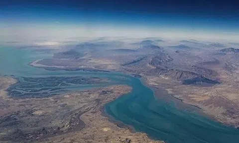 Iran và Oman đã bắt đầu đàm phán về eo biển Hormuz