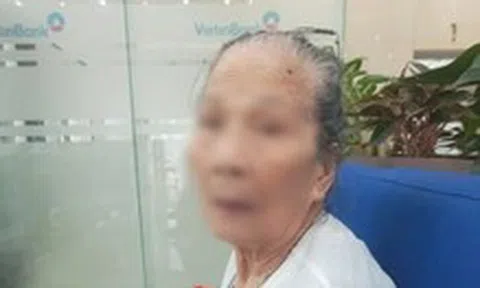 Vụ cụ bà 97 tuổi đi 3 lần nhận tiền chế độ: Hà Nội yêu cầu làm rõ trách nhiệm, lập đường dây nóng