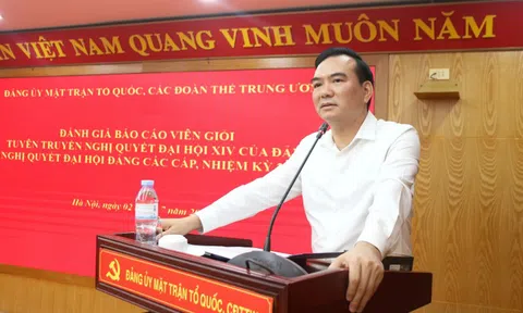 Xây dựng đội ngũ báo cáo viên là chiến sĩ xung kích mặt trận tư tưởng của Đảng