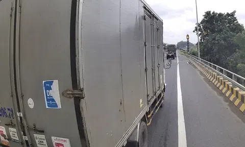 Phạt tài xế xe tải vượt ẩu trên Quốc lộ 1 từ phản ánh qua ứng dụng VNeTraffic