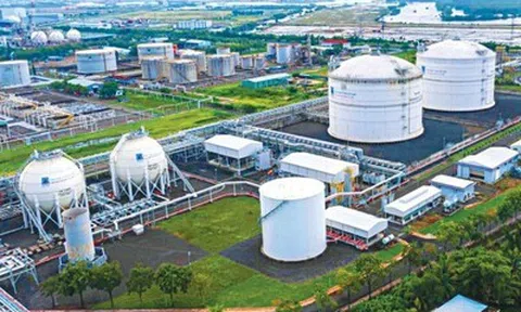 Bộ Công Thương thúc nhà đầu tư Nhật chốt PPA cho loạt dự án LNG